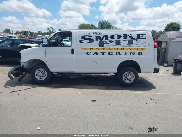 2023 Chevrolet Express Cargo Rwd 2500 Regular Wheelbase Wt მანქანა იყიდება აუქციონზე, vin: 1GCWGAFPXP1165820, აუქციონის ნომერი: 45823541
