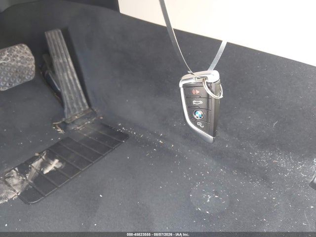 45823555 :رقم المزاد ، 3MW5R7J05L8B07863 vin ، 2020 Bmw 330i Xdrive مزاد بيع