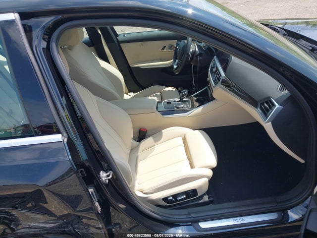 45823555 :رقم المزاد ، 3MW5R7J05L8B07863 vin ، 2020 Bmw 330i Xdrive مزاد بيع