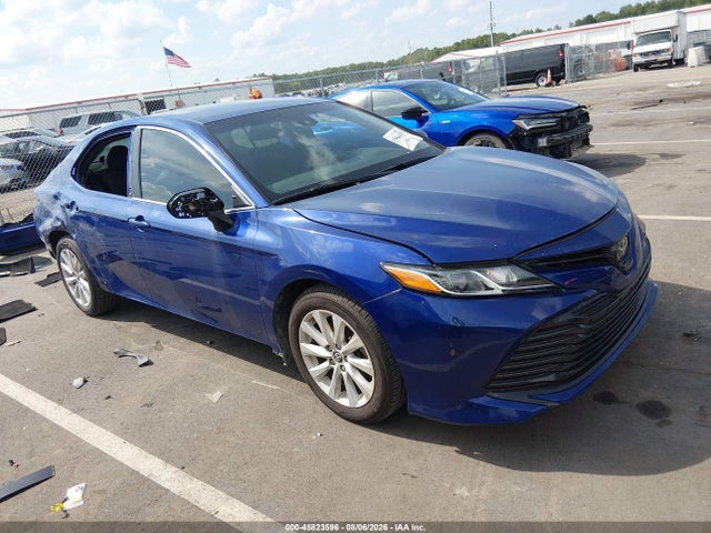 Aukcja sprzedaży 2018 Toyota Camry Le, vin: 4T1B11HK6JU659806, numer aukcji: 45823596