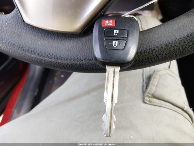 45823605 :رقم المزاد ، JTMWFREVXFD059270 vin ، 2015 Toyota Rav4 Xle مزاد بيع