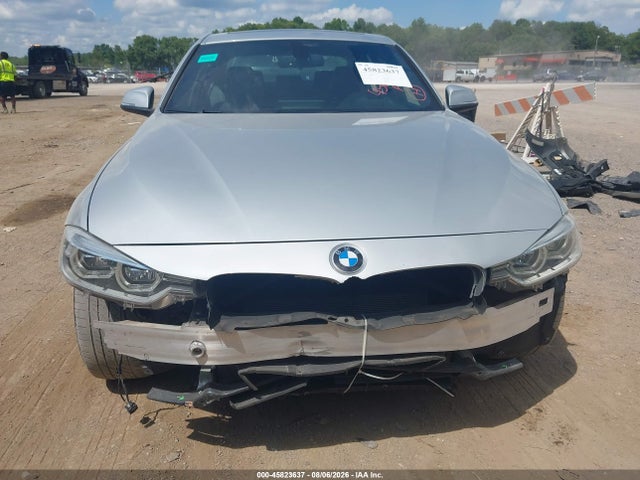 45823637 :رقم المزاد ، WBA8B9C57HK884587 vin ، 2017 Bmw 330i مزاد بيع