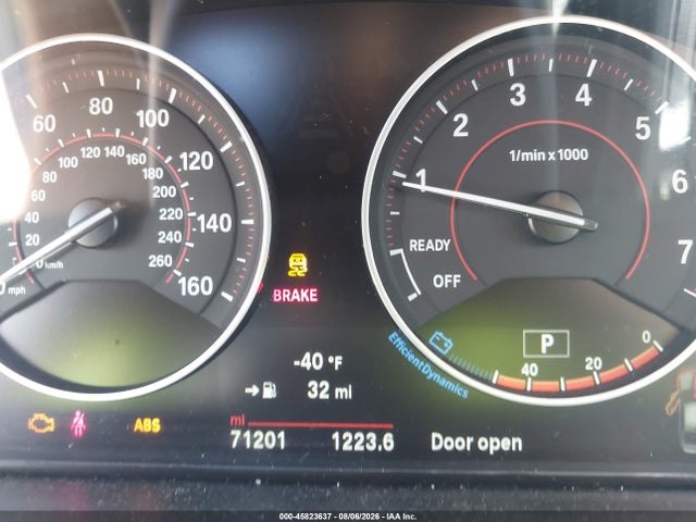 45823637 :رقم المزاد ، WBA8B9C57HK884587 vin ، 2017 Bmw 330i مزاد بيع