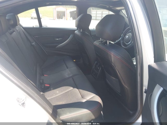 45823637 :رقم المزاد ، WBA8B9C57HK884587 vin ، 2017 Bmw 330i مزاد بيع