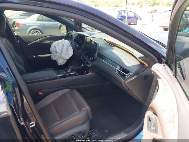 2024 Lexus Rx 350 Luxury მანქანა იყიდება აუქციონზე, vin: 2T2BAMBA3RC041885, აუქციონის ნომერი: 45823641