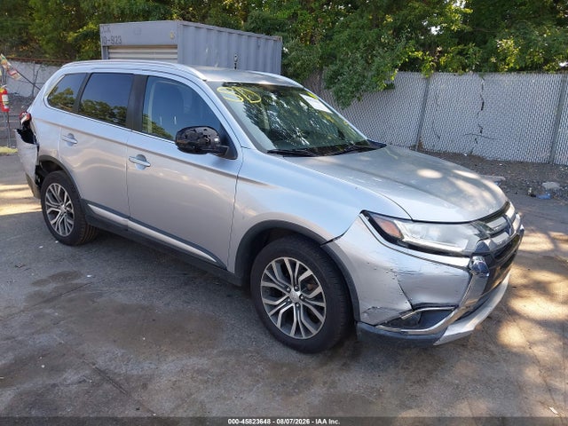 Продаж на аукціоні авто 2017 Mitsubishi Outlander Se/sel, vin: JA4AZ3A33HZ007532, номер лоту: 45823648