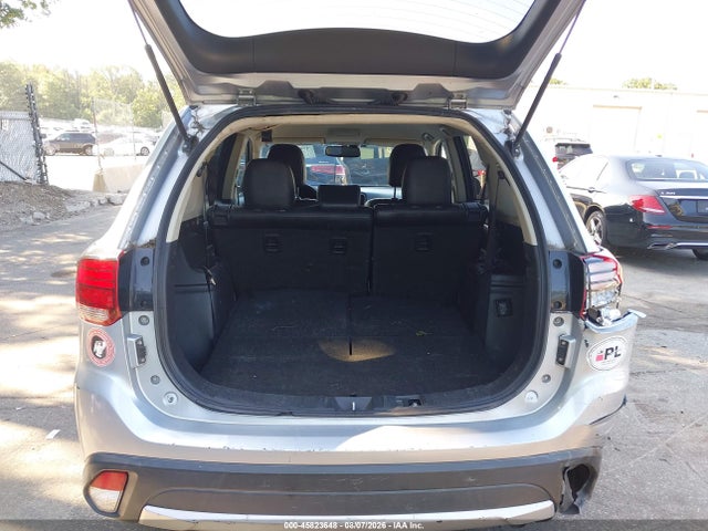 Продаж на аукціоні авто 2017 Mitsubishi Outlander Se/sel, vin: JA4AZ3A33HZ007532, номер лоту: 45823648