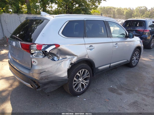 Продаж на аукціоні авто 2017 Mitsubishi Outlander Se/sel, vin: JA4AZ3A33HZ007532, номер лоту: 45823648