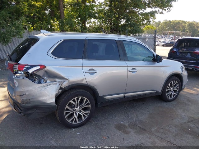 Продаж на аукціоні авто 2017 Mitsubishi Outlander Se/sel, vin: JA4AZ3A33HZ007532, номер лоту: 45823648