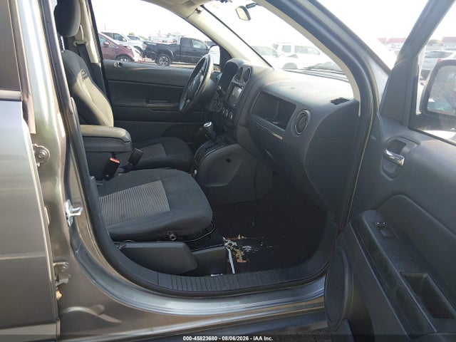 45823680 :رقم المزاد ، 1J4NT1FA9BD236428 vin ، 2011 Jeep Compass مزاد بيع