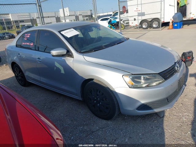 45823696 :رقم المزاد ، 3VWDX7AJ9CM323930 vin ، 2012 Volkswagen Jetta 2.5l Se مزاد بيع