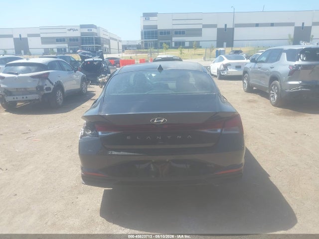 45823713 :رقم المزاد ، 5NPLS4AG6NH072874 vin ، 2022 Hyundai Elantra Sel مزاد بيع