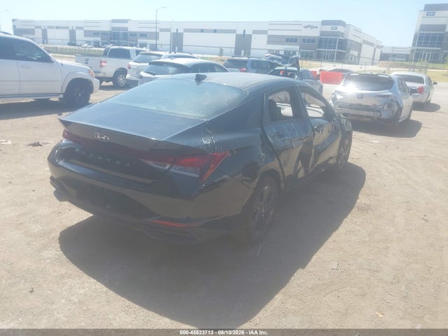 45823713 :رقم المزاد ، 5NPLS4AG6NH072874 vin ، 2022 Hyundai Elantra Sel مزاد بيع