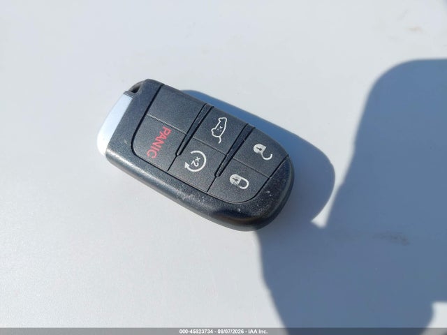 1C4RJFBG5GC490722 Jeep Grand Cherokee Limited 75th Anniversary