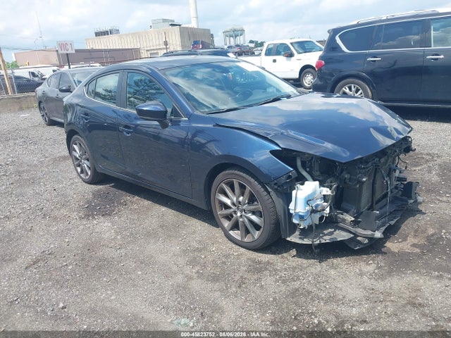 2018 Mazda Mazda3 Grand Touring მანქანა იყიდება აუქციონზე, vin: 3MZBN1W30JM163485, აუქციონის ნომერი: 45823752