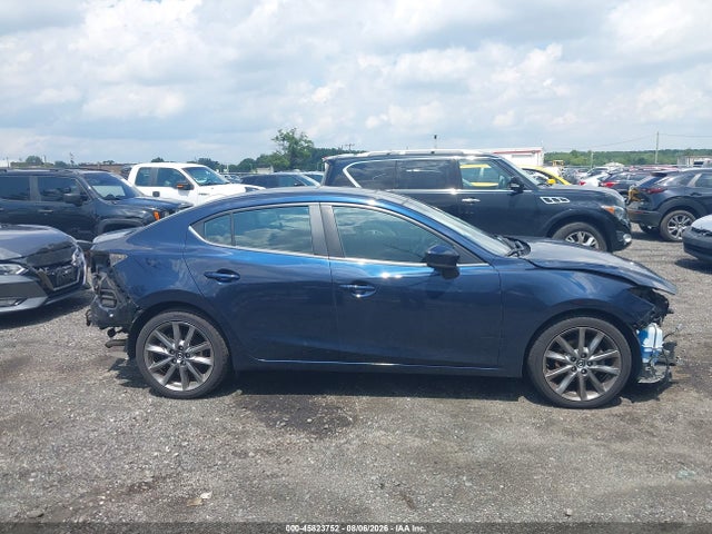 2018 Mazda Mazda3 Grand Touring მანქანა იყიდება აუქციონზე, vin: 3MZBN1W30JM163485, აუქციონის ნომერი: 45823752