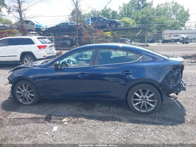 2018 Mazda Mazda3 Grand Touring მანქანა იყიდება აუქციონზე, vin: 3MZBN1W30JM163485, აუქციონის ნომერი: 45823752