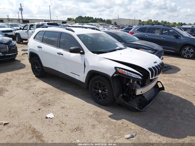 2017 Jeep Cherokee Altitude მანქანა იყიდება აუქციონზე, vin: 1C4PJLAB9HW642142, აუქციონის ნომერი: 45823776