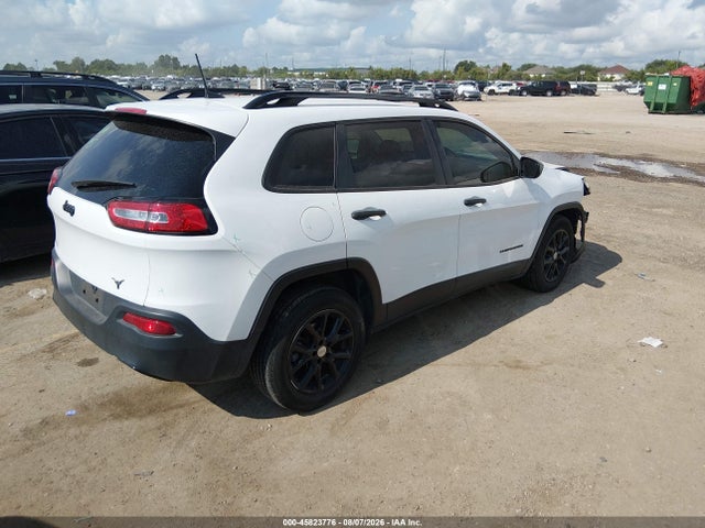 2017 Jeep Cherokee Altitude მანქანა იყიდება აუქციონზე, vin: 1C4PJLAB9HW642142, აუქციონის ნომერი: 45823776