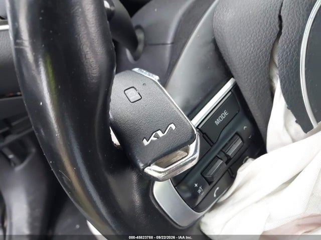 45823788 :رقم المزاد ، 5XXG64J2XNG139689 vin ، 2022 Kia K5 Gt-line مزاد بيع