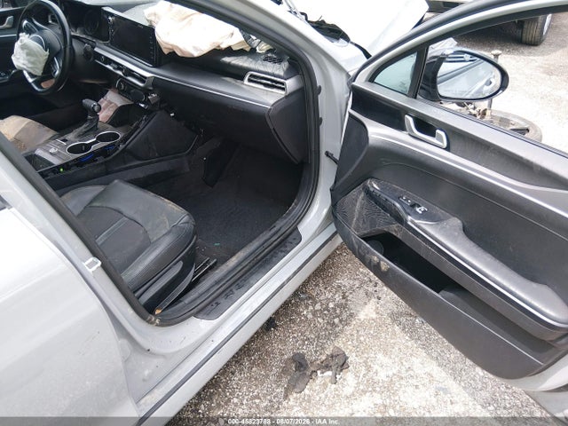 45823788 :رقم المزاد ، 5XXG64J2XNG139689 vin ، 2022 Kia K5 Gt-line مزاد بيع