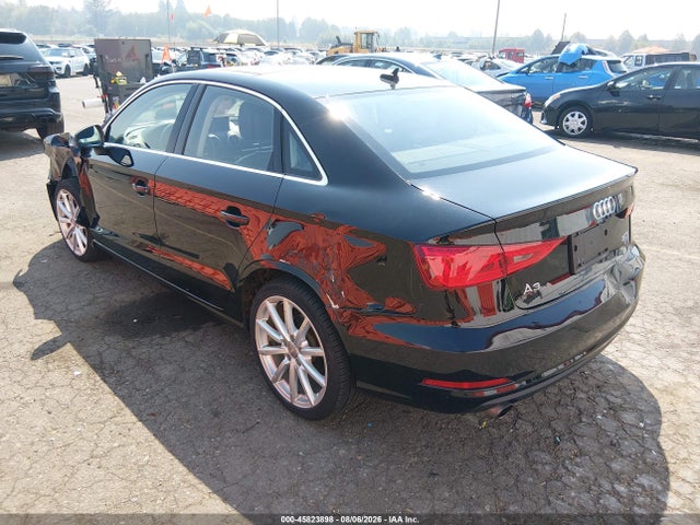 45823898 :رقم المزاد ، WAUEFGFF2F1108094 vin ، 2015 Audi A3 2.0t Premium مزاد بيع