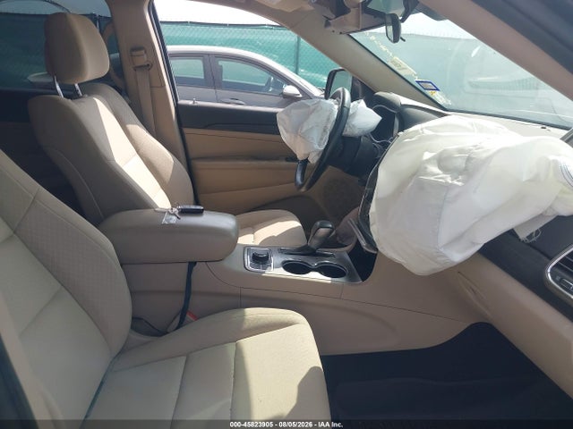 Продажа на аукционе авто 2020 Jeep Grand Cherokee Laredo E 4x4, vin: 1C4RJFAG1LC443991, номер лота: 45823905