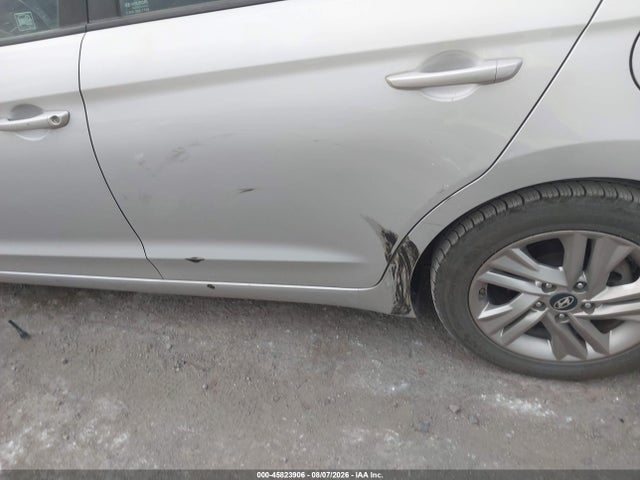 Продаж на аукціоні авто 2019 Hyundai Elantra Sel, vin: 5NPD84LFXKH480443, номер лоту: 45823906