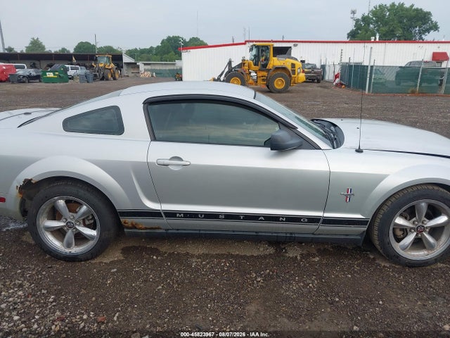 Продаж на аукціоні авто 2007 Ford Mustang V6 Deluxe/v6 Premium, vin: 1ZVHT80N075239952, номер лоту: 45823967
