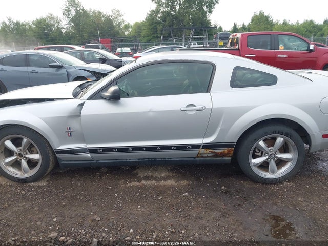 Продаж на аукціоні авто 2007 Ford Mustang V6 Deluxe/v6 Premium, vin: 1ZVHT80N075239952, номер лоту: 45823967