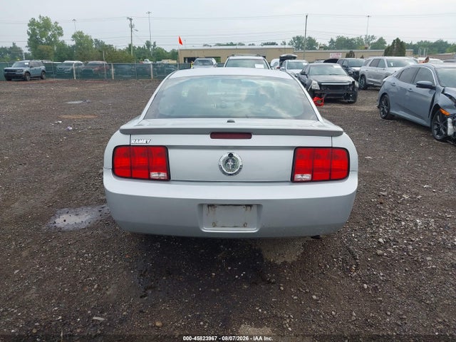 Продаж на аукціоні авто 2007 Ford Mustang V6 Deluxe/v6 Premium, vin: 1ZVHT80N075239952, номер лоту: 45823967