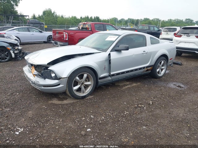 Продаж на аукціоні авто 2007 Ford Mustang V6 Deluxe/v6 Premium, vin: 1ZVHT80N075239952, номер лоту: 45823967