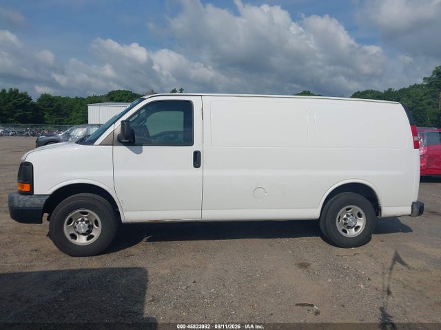Chevrolet Express 2500 Work Van 2016 1GCWGAFF8G1335423 Image 14