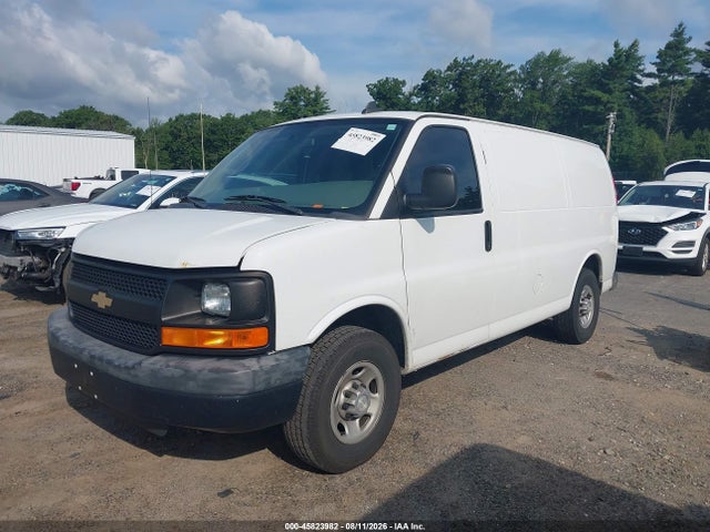 Chevrolet Express 2500 Work Van 2016 1GCWGAFF8G1335423 Image 2