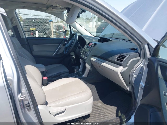 Subaru Forester 2.5i Touring 2015 JF2SJAUC8FH812285 Image 5