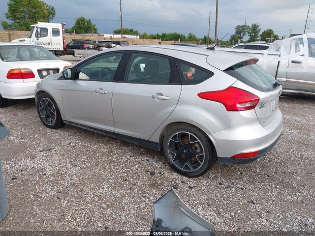 1FADP3M29HL257023 Ford FOCUS SEL