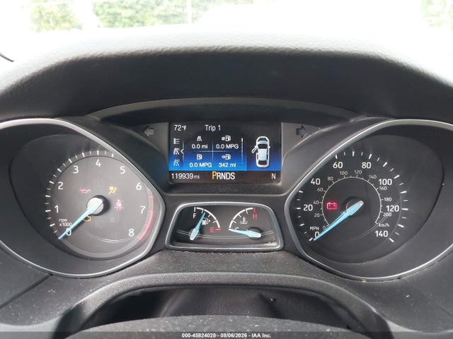 1FADP3M29HL257023 Ford FOCUS SEL
