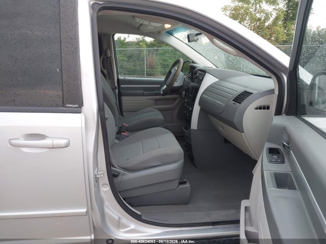 Продаж на аукціоні авто 2010 Dodge Grand Caravan Se, vin: 2D4RN4DE1AR268149, номер лоту: 45824053