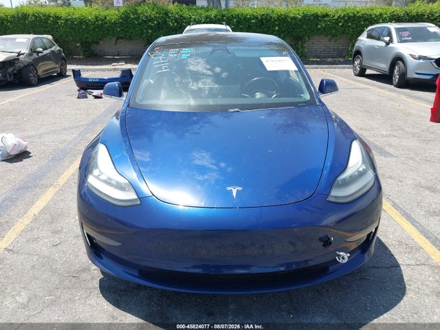 Tesla Model 3 Long Range/mid Range 2018 5YJ3E1EA1JF161031 Image 13