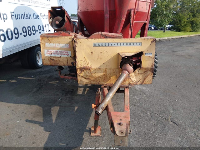 45824085 :رقم المزاد ، 16200005508 vin ، 1975 Massey Ferguson Mf15 Feed Grinder مزاد بيع