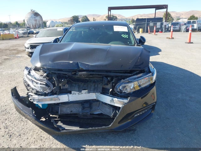 2018 Honda Accord Sport მანქანა იყიდება აუქციონზე, vin: 1HGCV1F30JA162553, აუქციონის ნომერი: 45824111