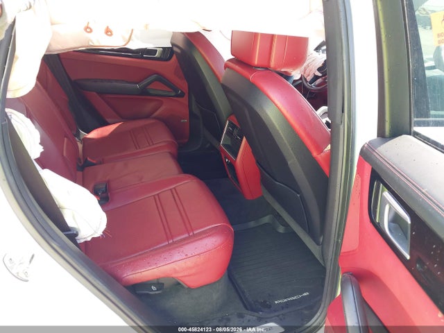 WP1BB2AY8NDA52140 Porsche Cayenne Coupe S/s Platinum Edition