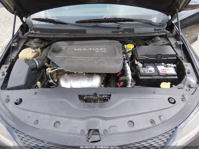 Продажа на аукционе авто 2015 Chrysler 200 S, vin: 1C3CCCBB3FN557456, номер лота: 45824150