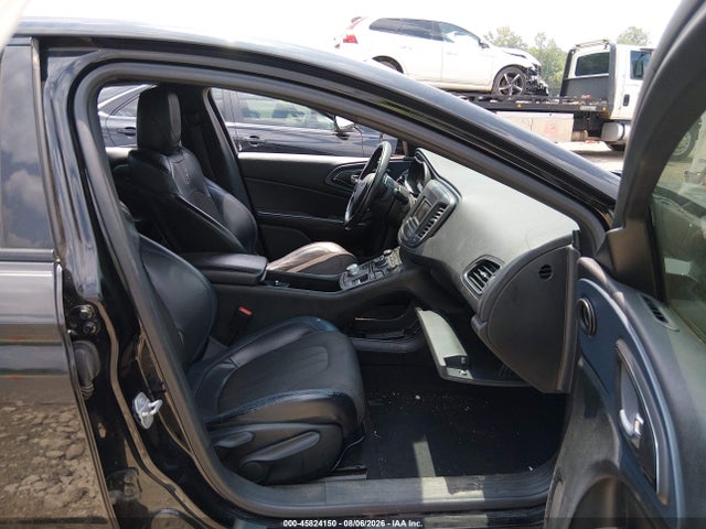 Продажа на аукционе авто 2015 Chrysler 200 S, vin: 1C3CCCBB3FN557456, номер лота: 45824150