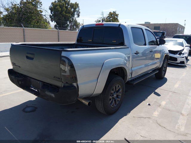 Toyota Tacoma Prerunner 2014 5TFJX4GN1EX033841 Image 4