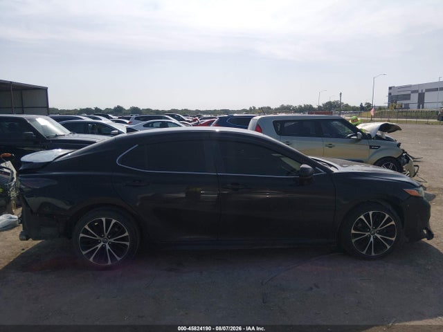 2019 Toyota Camry Se მანქანა იყიდება აუქციონზე, vin: 4T1B11HK0KU273464, აუქციონის ნომერი: 45824190