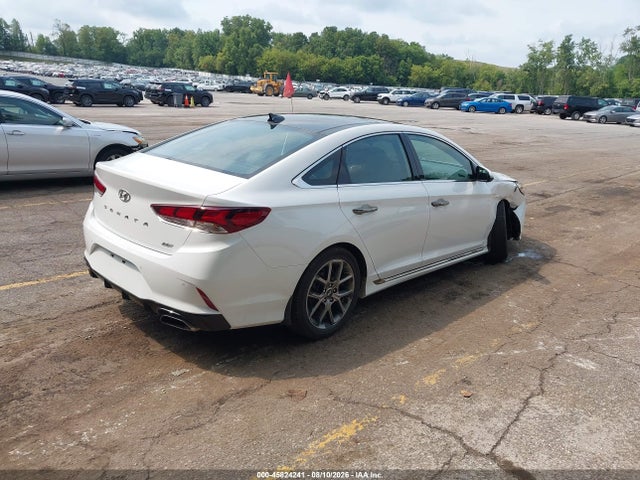 Продаж на аукціоні авто 2018 Hyundai Sonata Limited 2.0t+, vin: 5NPE34AB2JH712079, номер лоту: 45824241