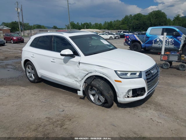 Продаж на аукціоні авто 2018 Audi Q5 2.0t Premium/2.0t Tech Premium, vin: WA1BNAFY2J2007173, номер лоту: 45824251
