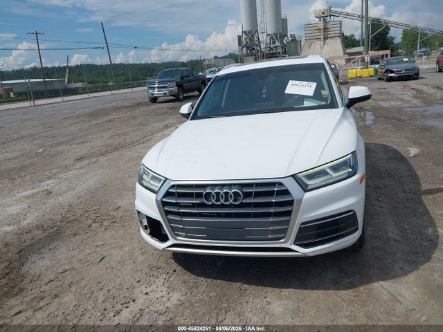Продаж на аукціоні авто 2018 Audi Q5 2.0t Premium/2.0t Tech Premium, vin: WA1BNAFY2J2007173, номер лоту: 45824251