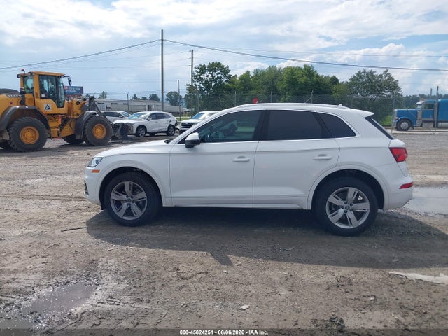 Продаж на аукціоні авто 2018 Audi Q5 2.0t Premium/2.0t Tech Premium, vin: WA1BNAFY2J2007173, номер лоту: 45824251
